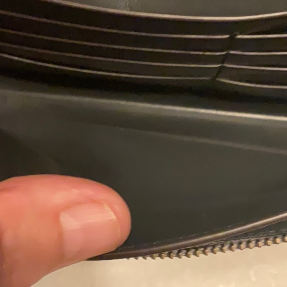 Coach crossbody with tea rose tooling, new never carried - Picture 10 of 14